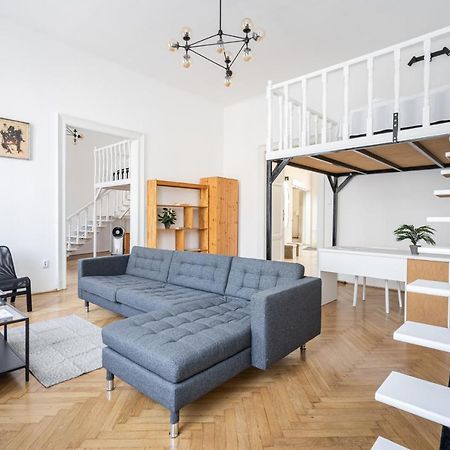 Setting Sun Apartment Budapest Eksteriør billede