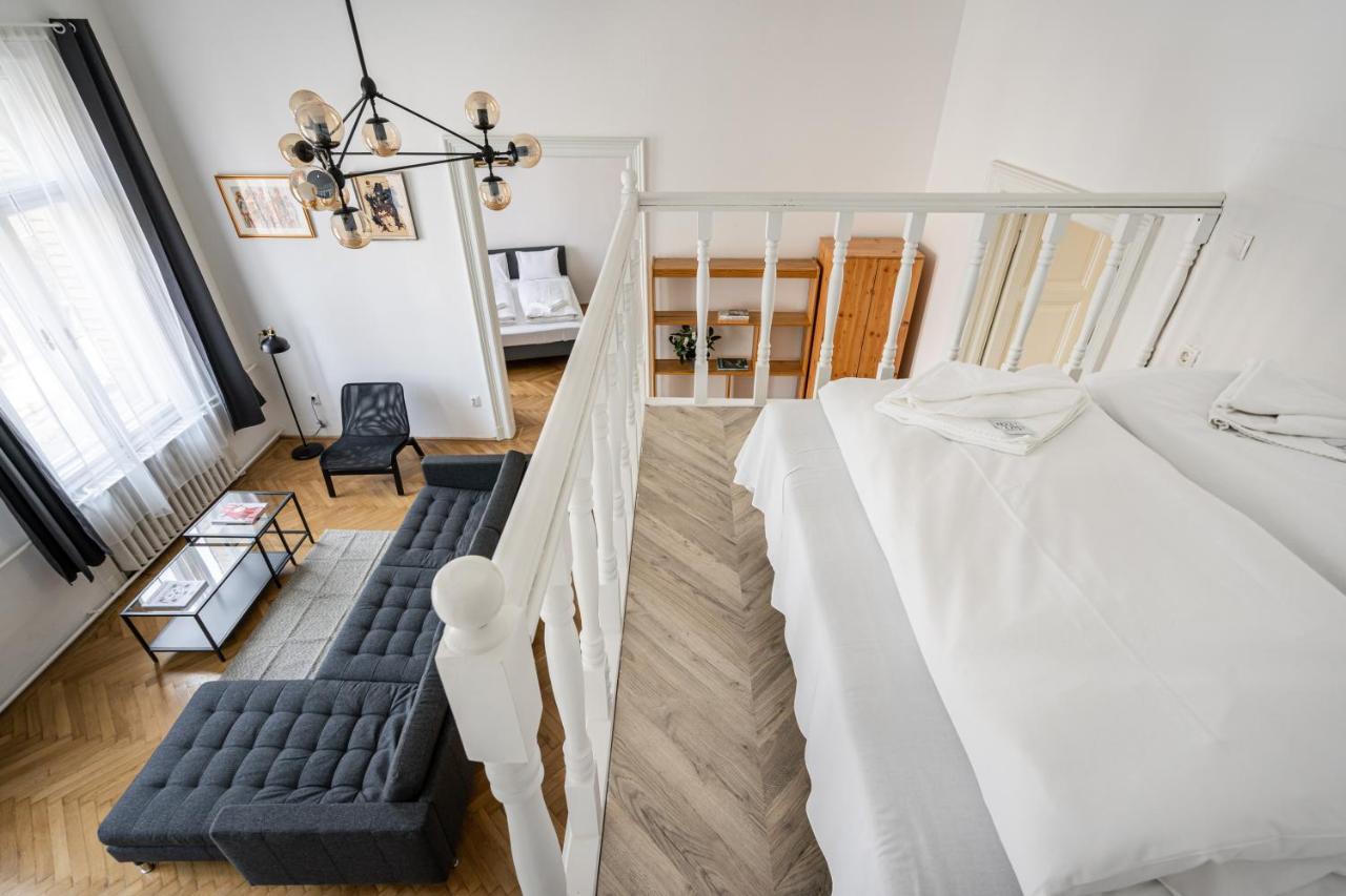 Setting Sun Apartment Budapest Eksteriør billede