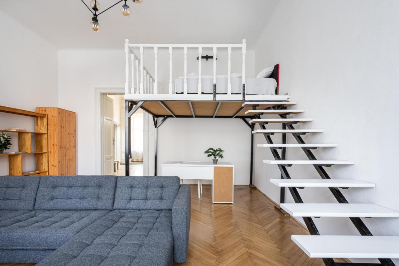Setting Sun Apartment Budapest Eksteriør billede