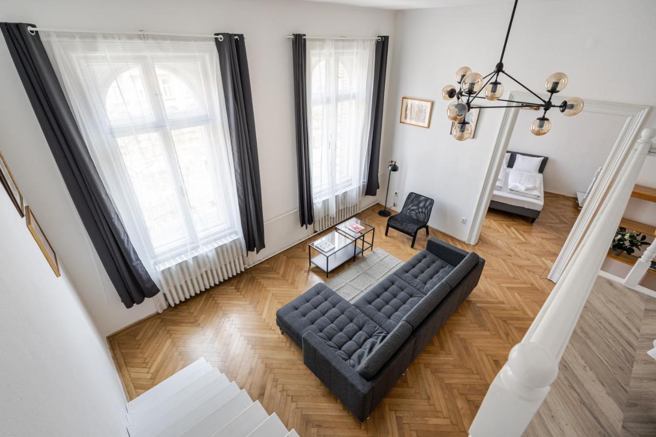 Setting Sun Apartment Budapest Eksteriør billede