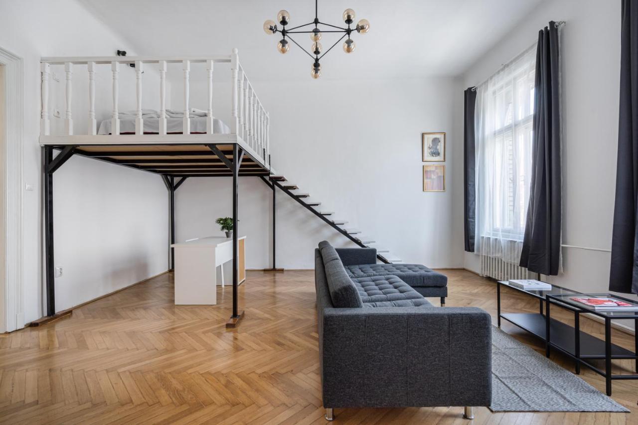 Setting Sun Apartment Budapest Eksteriør billede